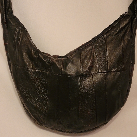 Leaf painted Black Leather Hobo Bag - Picture 3 of 4